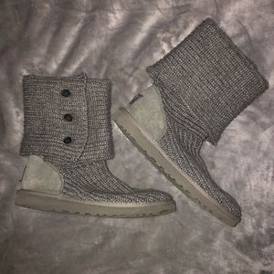 Grey sweater uggs